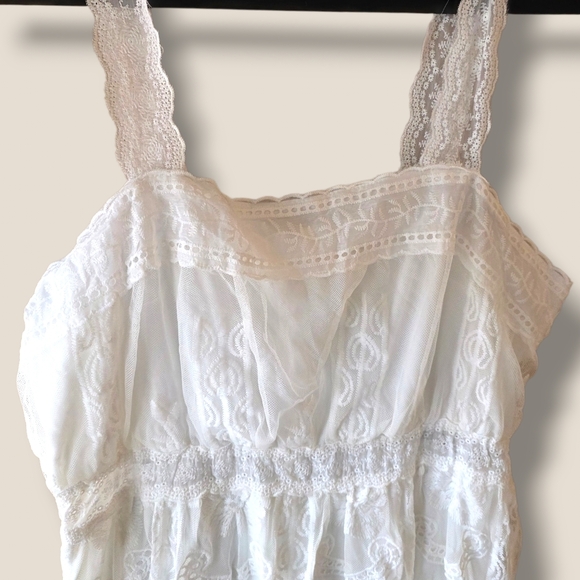 Women's White Lace Maxi Dress with Embroidered Straps - Picture 2 of 6